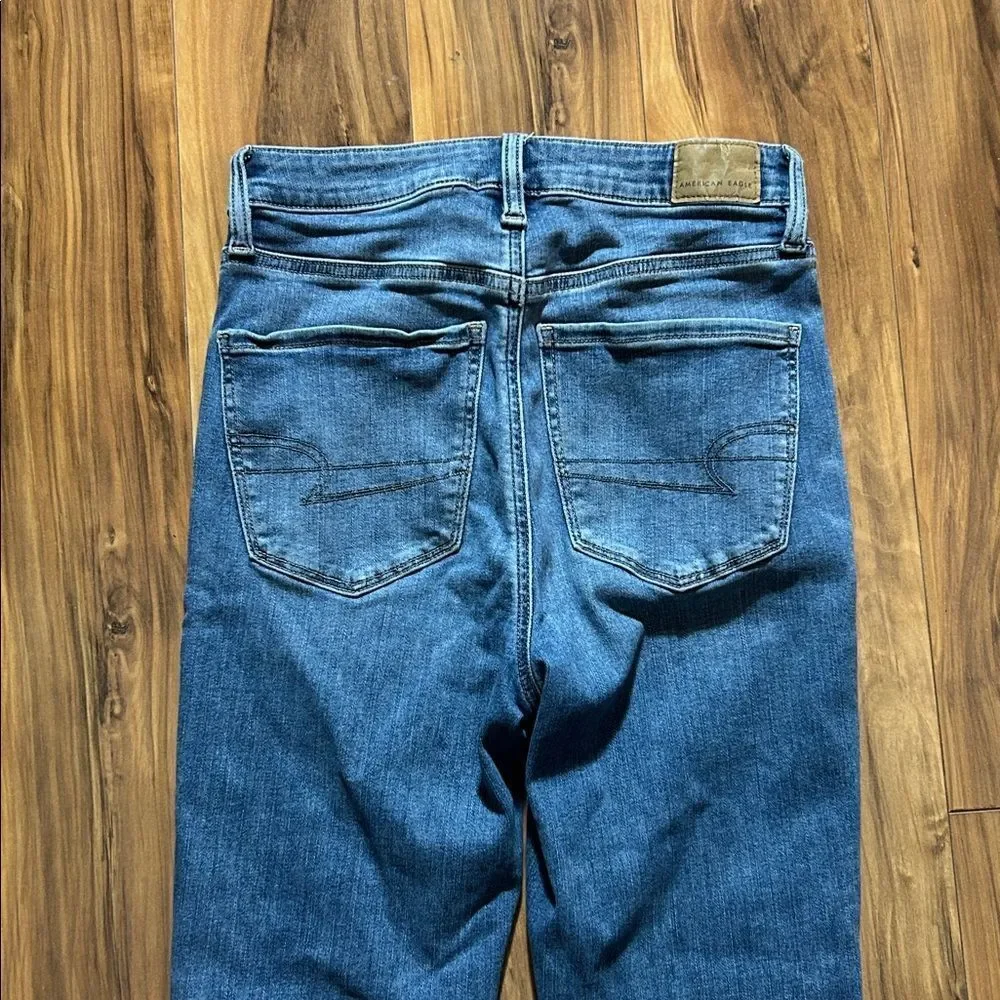 American Eagle Outfitters preowned excellent
